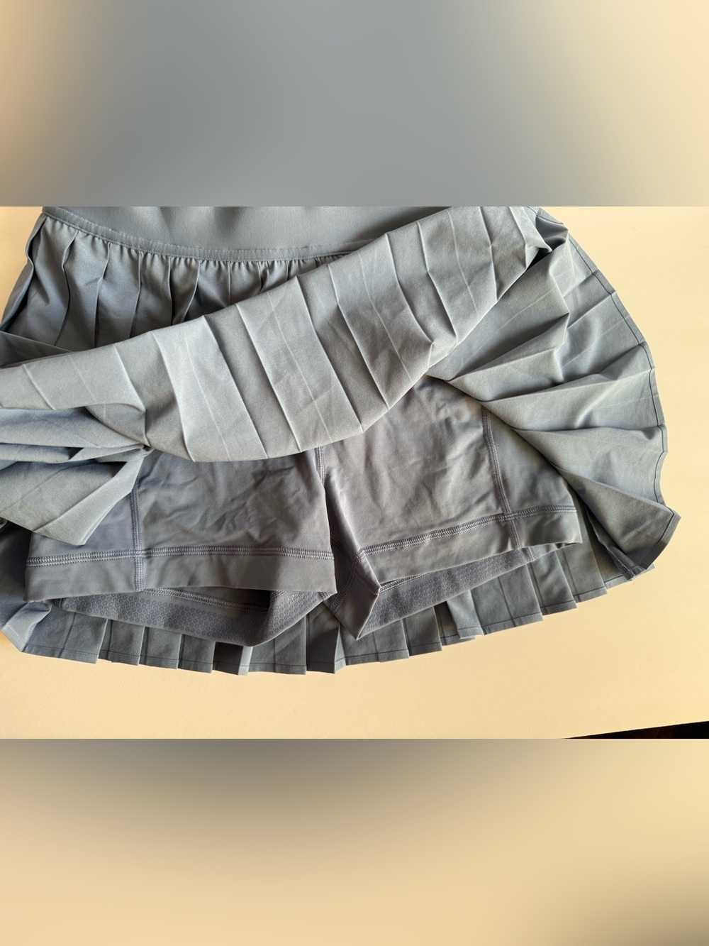 Lululemon Pleated tennis Skirt in Oasis Blue - Picture 2 of 5